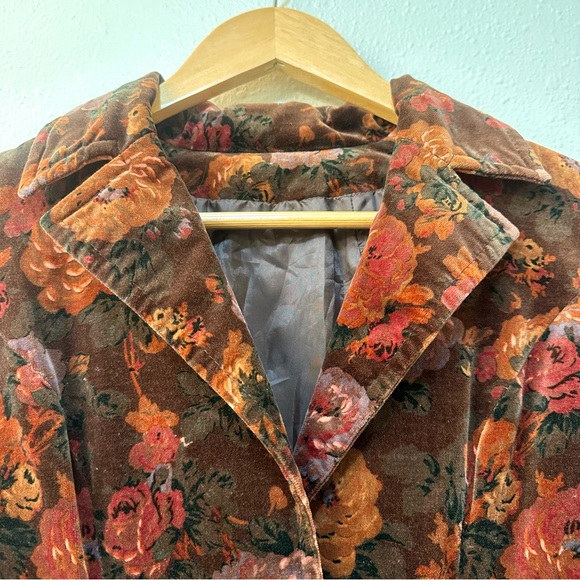 Vintage 70s Dark Rose Floral Burgundy Brown Velvet Tapestry Fitted Blazer Jacket - Picture 4 of 8